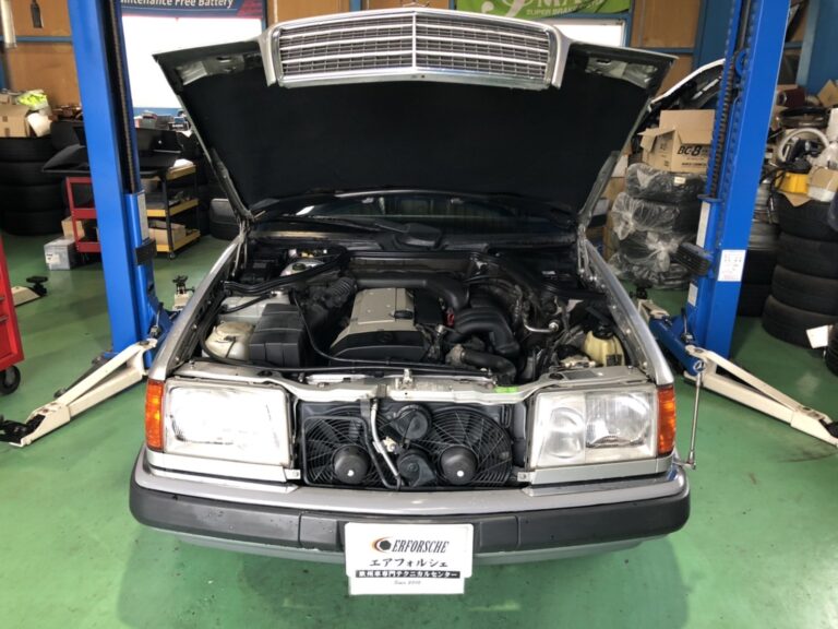 ベンツ　W124 E320TE  エンジンオイル漏れ！！
