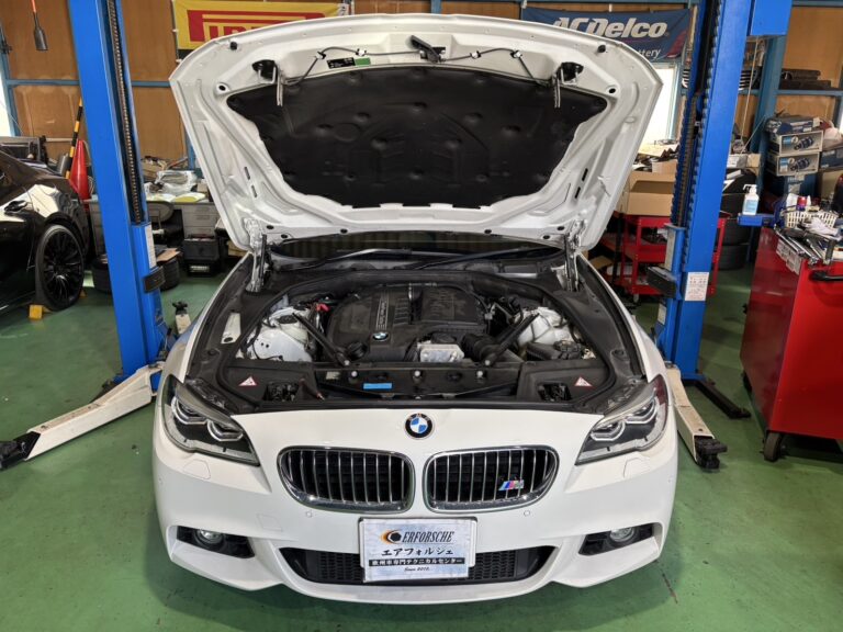 BMW F11 エンジンオイル漏れ修理！！