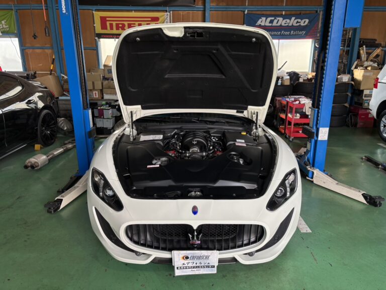 マセラティ　グラントゥーリズモ　ステアリングスイッチ不良！！